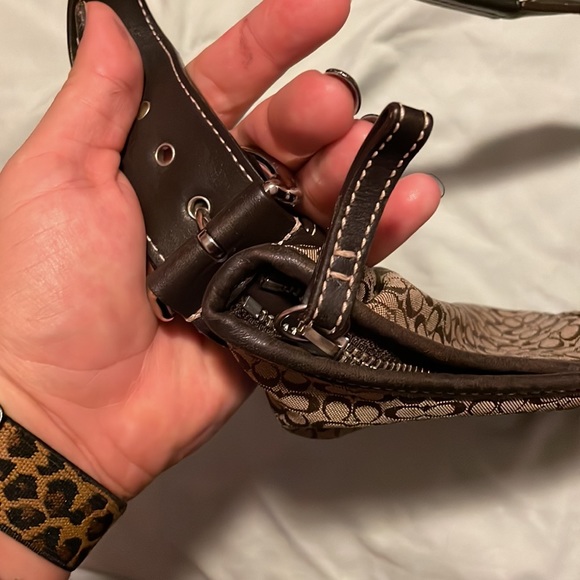 Coach Tiny Signature Bag - Picture 7 of 7